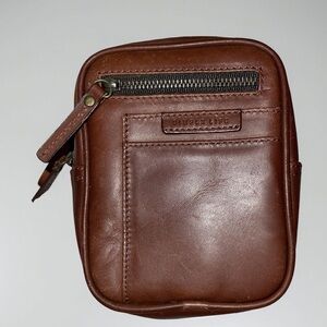 Simple Life Tour Joy Japanese Brown Leather Travel International Luxury Pouch